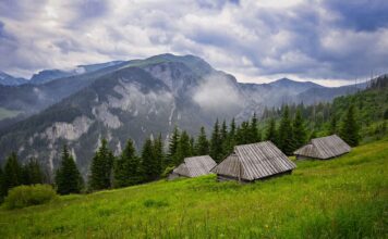 Noclegi w Polsce z klimatem: agroturystyka, leśne domki i chaty na końcu świata Noclegi w Polsce z klimatem: agroturystyka, leśne domki i chaty na końcu świata